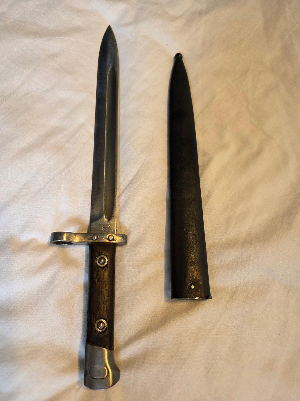 Late 19th Century Mannlicher-Type Bayonet – OE/WG Marked – With Scabbard